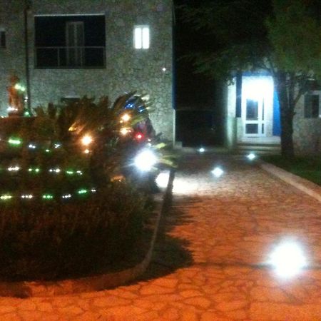 Bed And Breakfast Fly Бари Екстериор снимка