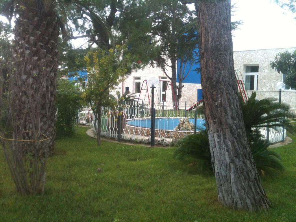 Bed And Breakfast Fly Бари Екстериор снимка